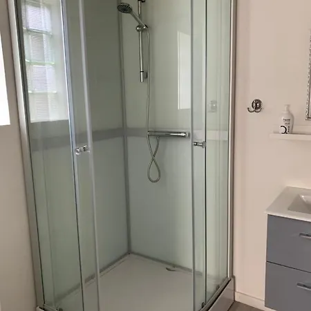 Vikingbnb Nocleg ze śniadaniem 4*