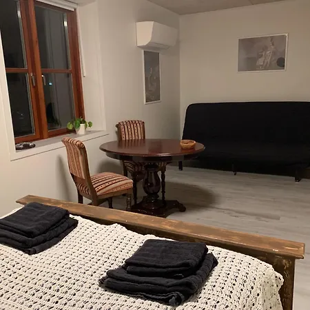 Bed & Breakfast Vikingbnb Kirke Saby