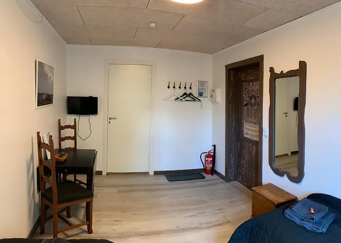 Vikingbnb 4* Kirke Saby